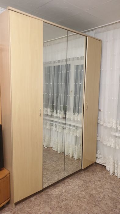 Шкаф для одежды б/у
