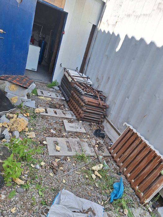 Продаю чугунные батареи