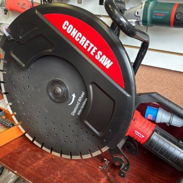 Beton buzamiz teshik teshamiz tiranshey kovlaymiz ura qazymiz