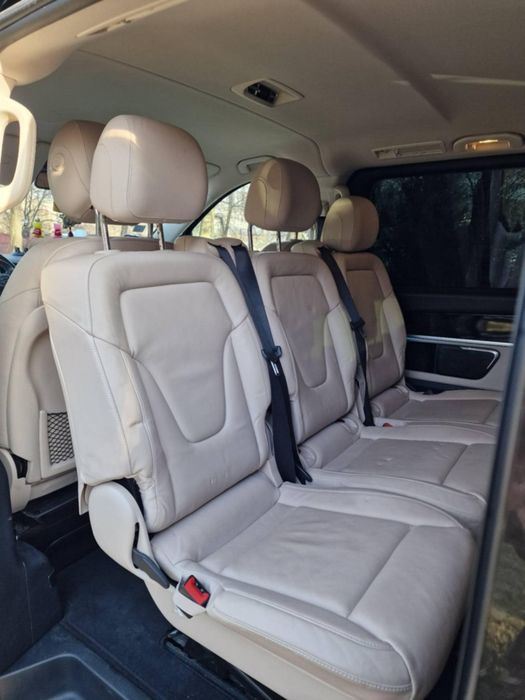 Mercedes Benz V250