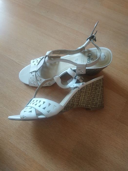 Босоножки новые на 41 размер