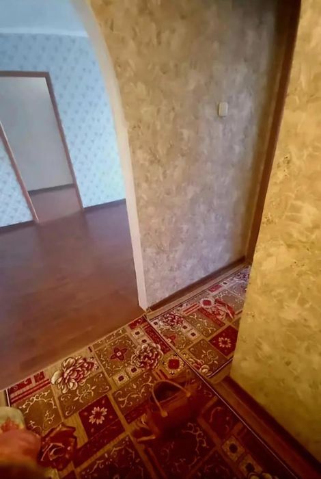 Продам 2 х ком.квартиру 7 мкр