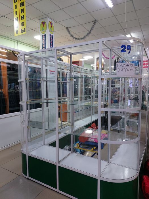 Продам витрину  на Юго-востоке
