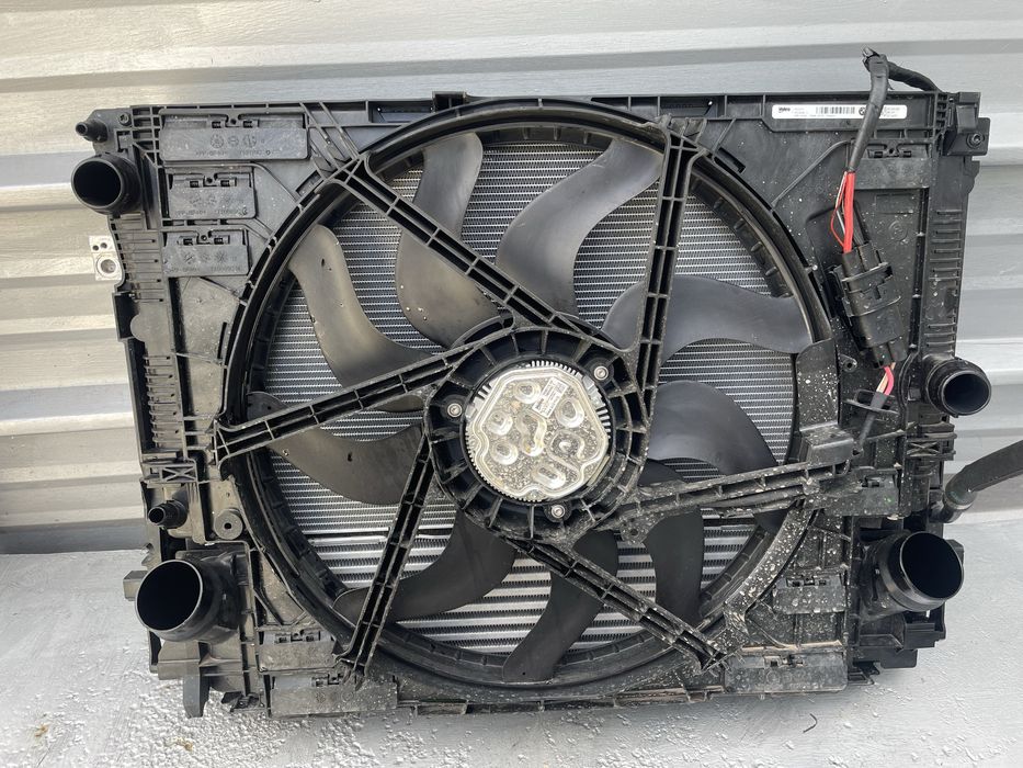 Радиатори/ перка/ охладител Бмв г20/ Г21 (radiator bmw g20)