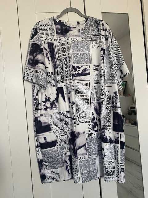 лятна закачлива рокля с надписи от вестници