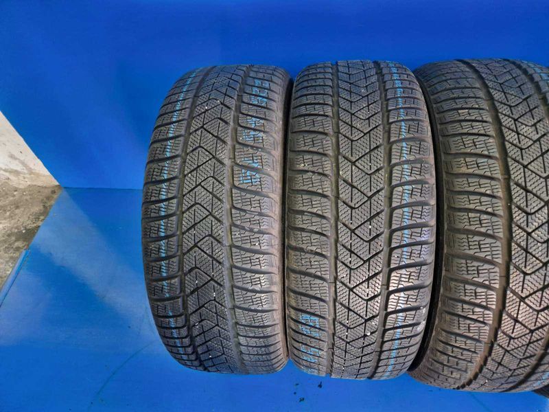 4 Pirelli R19 225/45
зимни гуми DOT2619