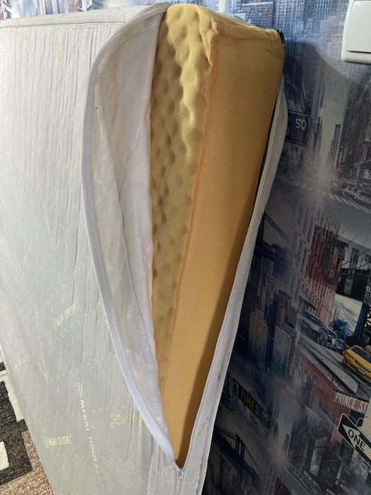 Матрас(Украина)  Б/У 160х200 высота 16см