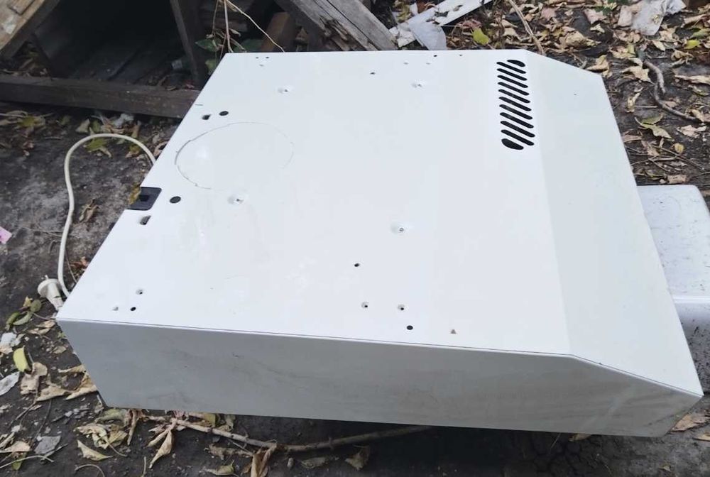 Вытяжка продам Indesit