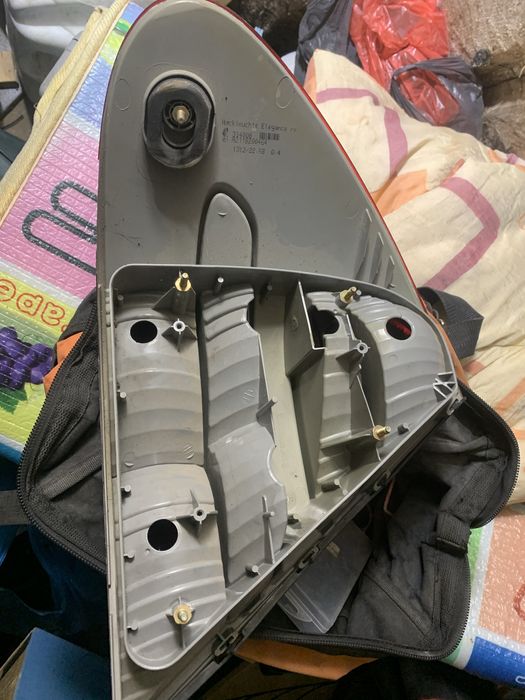 Фонарь задний w211