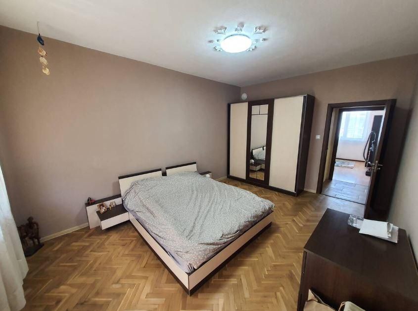 Дава се под наем Многостаен апартамент в Варна, Трошево - 90 кв.м за 450 € - Снимка #5