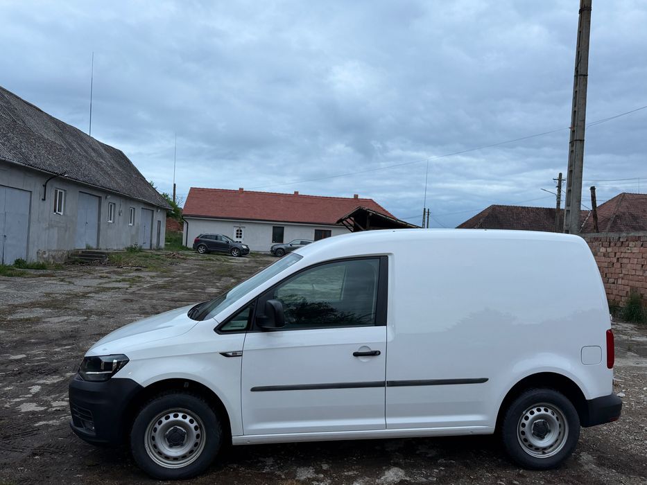 VOLKSWAGEN Caddy 2018 — imagine 3