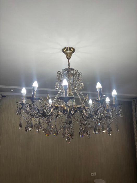 Люстра даметр 1м