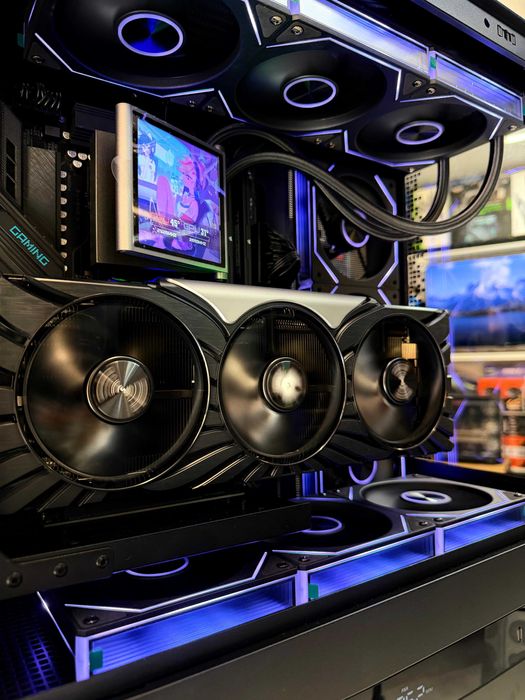 PC Ryzen 9 9950X3D /RTX 5080/32GB, SSD 2TB/ RATE-Garantie 3 ani, TVA!