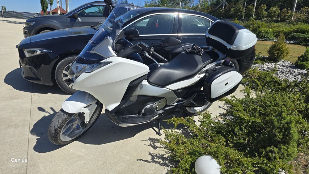 Maxiscooter/ motor Honda Integra NC 700 D