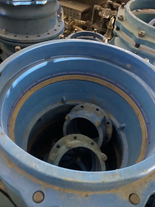 Задвижки  муфты  флянцы