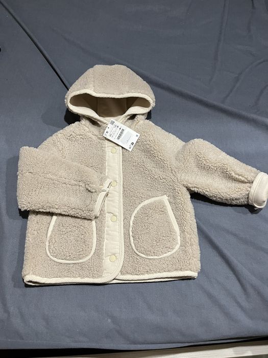 Куртки зара с германини новые унисекс на  3 5 лет