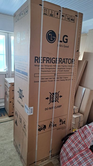 Холодильник LG серый