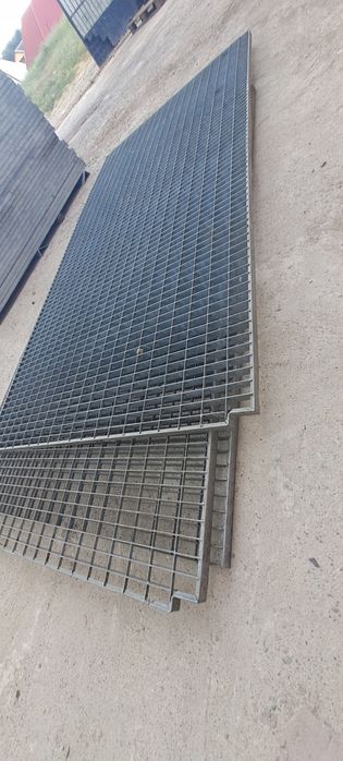 Grilaje metalice zincate 250x125