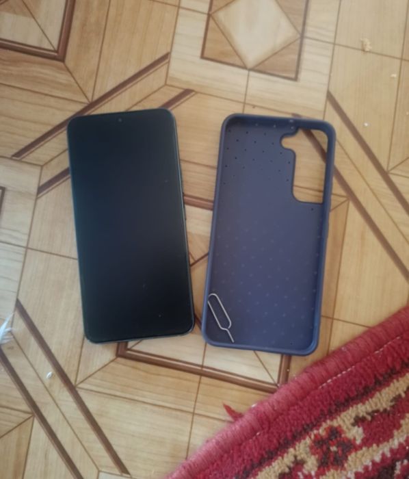 Самсунг s22 8/8/128 гб