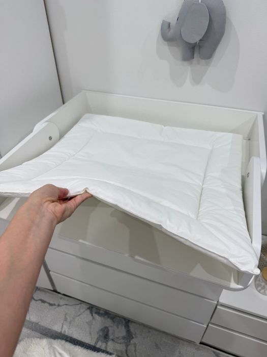 Пеленальный стол и матрасик