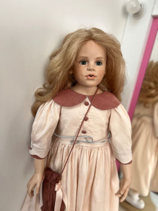 Продам коллекционные  куклы