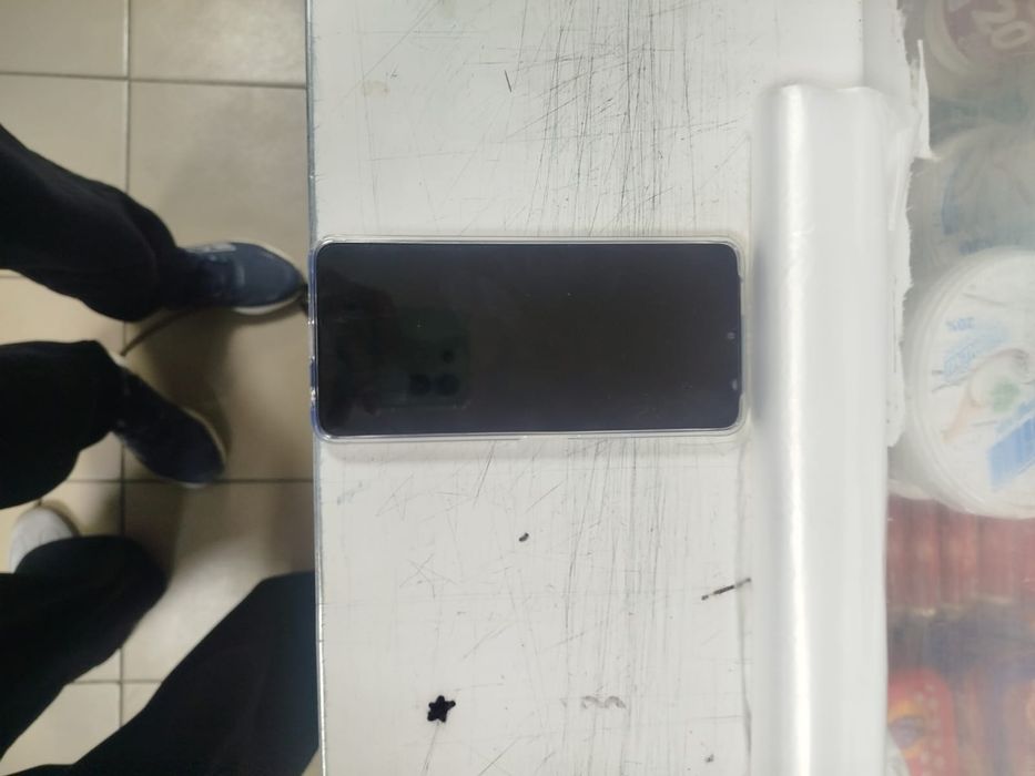 Vivo.  Y04 состояние хорошее
