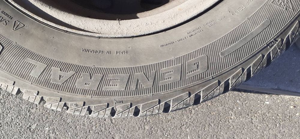 Джанти стоманени 14 цола Мазда с нови зимни гуми