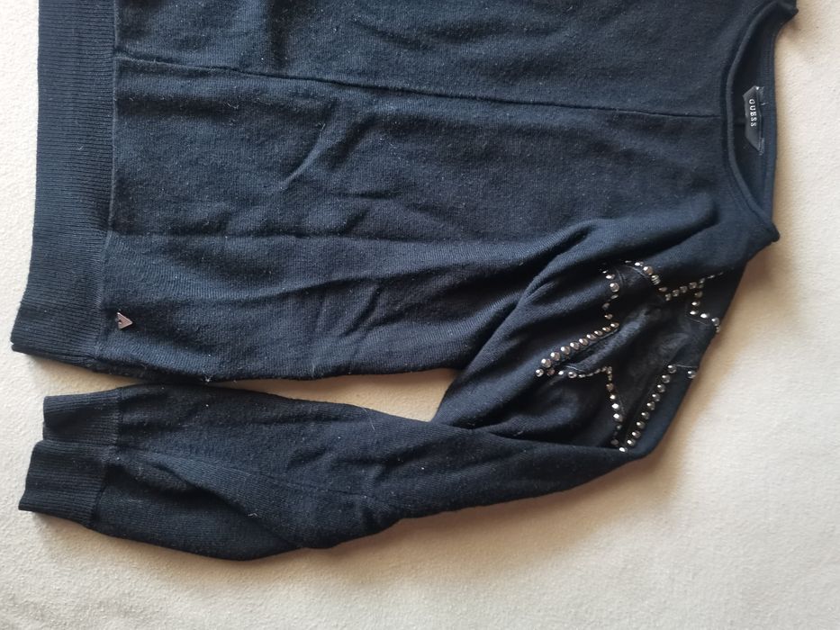 Детски пуловери Guess