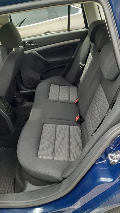 SKODA Octavia 2011 — imagine 12