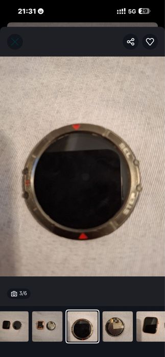 Display watch doua modele diferite