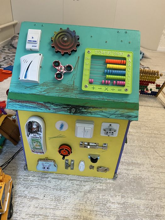 Бизидомик Montessori