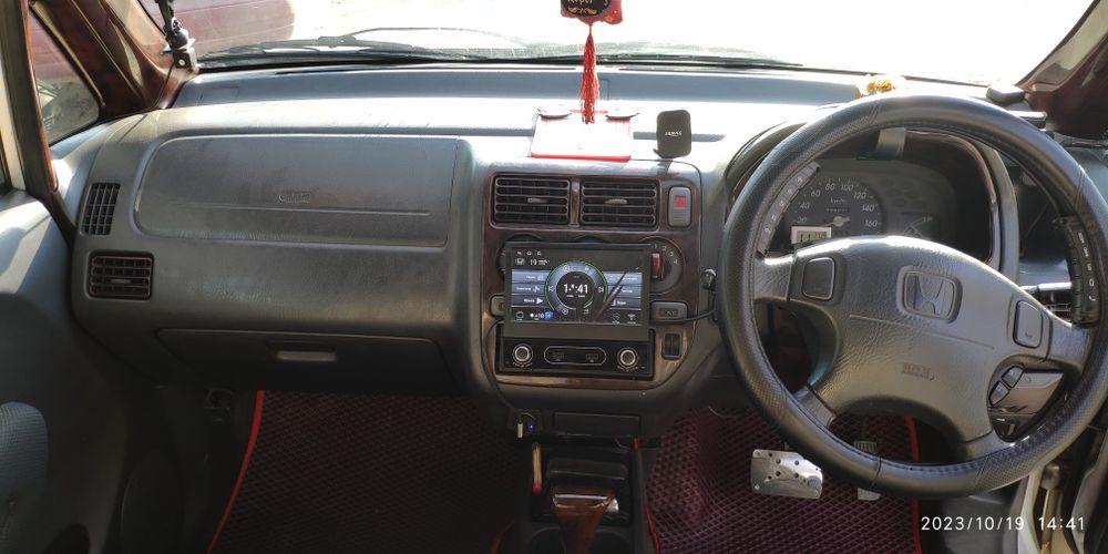 Продам машину HONDA CAPA