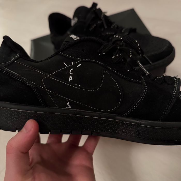 Jordan 1 Phatom Travis Scott