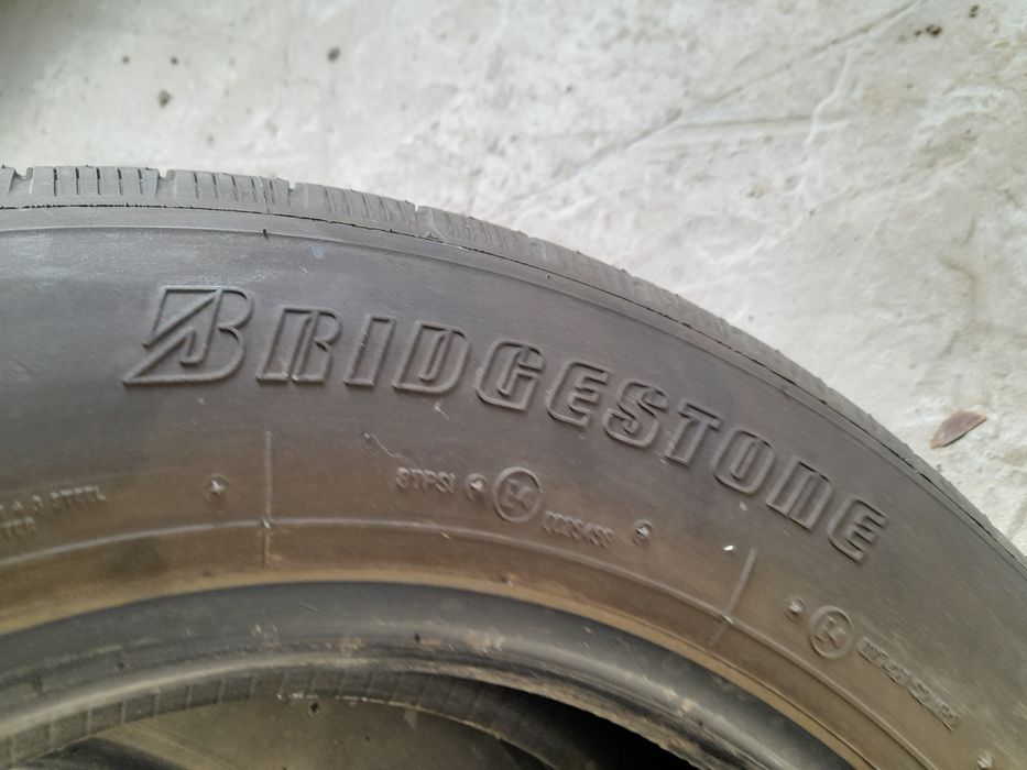 Летний шины Bridgestone 215/70/17,5