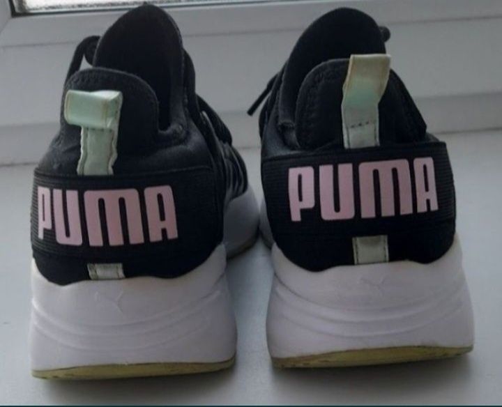 Кроссовки Puma. 6000 т