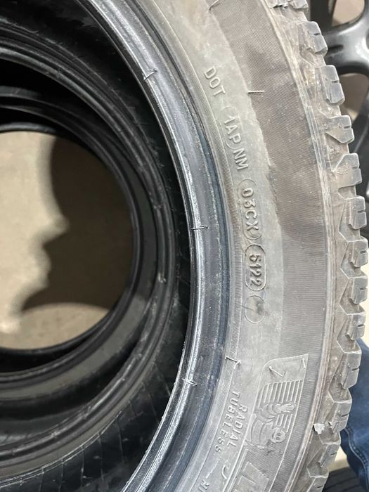 R19 235/50 - гуми - Michelin Cross Climate 2 (Всесезонни) - 4 бр.