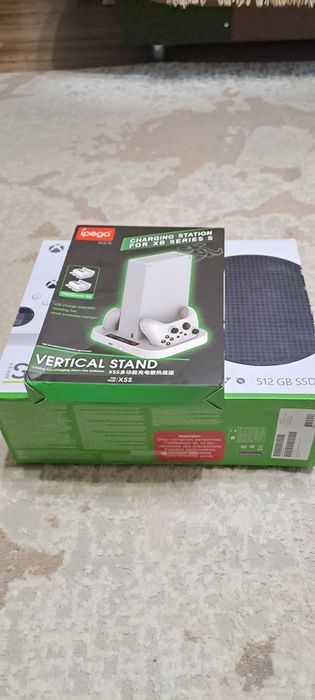 Игровая приставкп