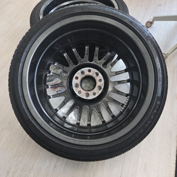 Jante BMW Style 72 Originale R18 M-Pack + Pirelli