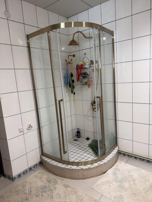 Продам душевую кабину