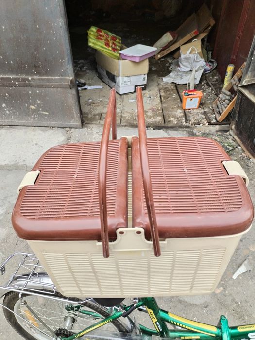 Продам удобную. Для переноски животных.