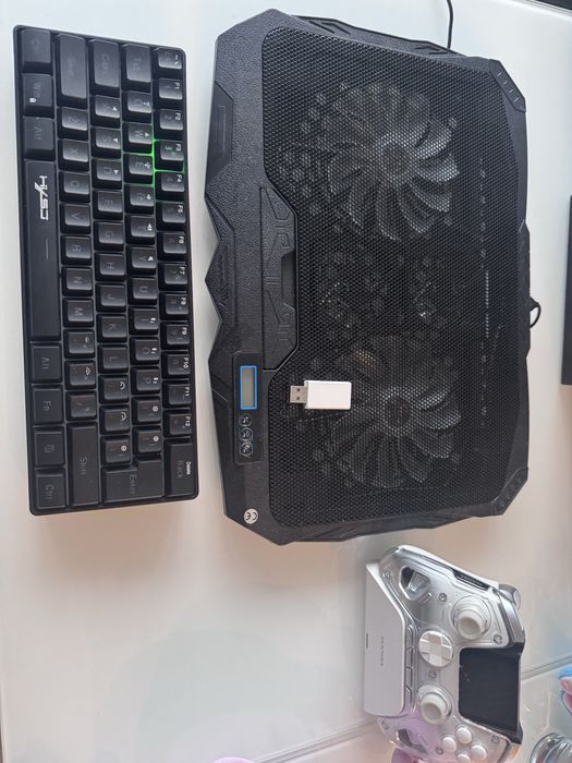 Геймърски сет - джойстик, клавиатура и охладител