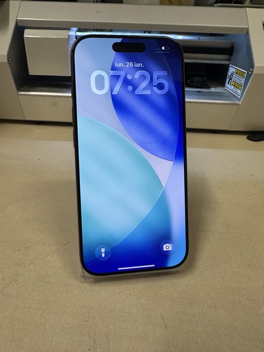 Iphone 16 pro / 256 gb / 99% baterie / garantie