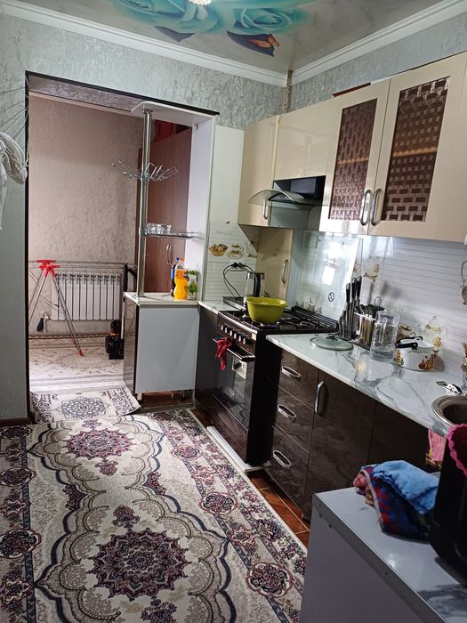 Уй сатилади тахияташда 64 де