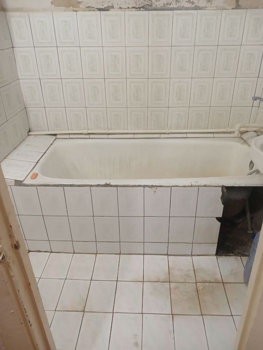 Kvartira 350 mindan ped instga yaqin.