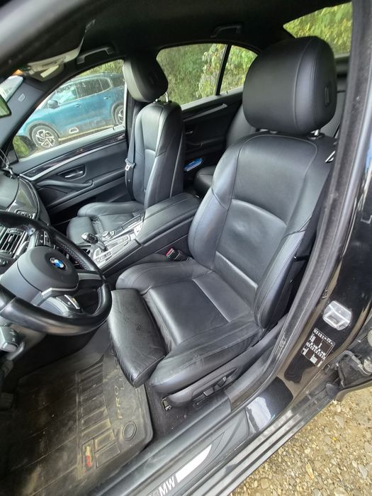 Vand scaune  bmw f 10 facelift,fete usa,oglinzi electrice,display mic