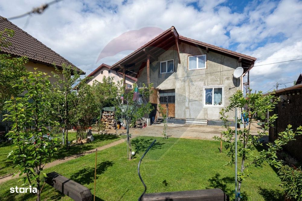 Casa individuala de vanzare in Cristian – teren 600 mp, S+P+M