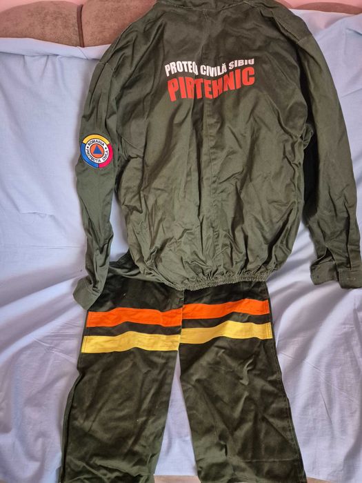 Vand Haine Pompieri De Serviciu, Interventie si Pirotehnic.