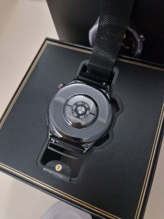 Продам смарт часы Huawei Watch GT 5 Pro GT 5