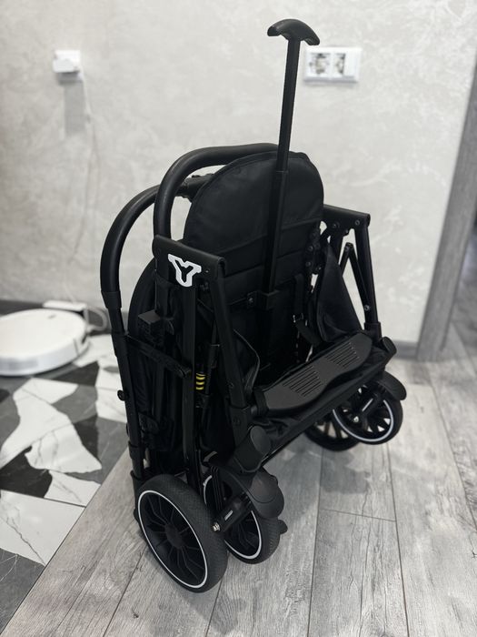 Продам детскую коляску