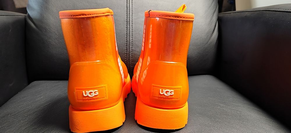 UGG Classic Clear Mini 2 зимни боти, номер 36